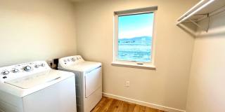 New, Pet Friendly, 2 bed 2 bath Townhouses! Gallery 31