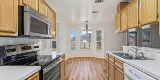 Move-In Ready 4/2 with No Carpet, Washer & Dryer Included – Prime Killeen Location Near Fort Hood! Gallery 6