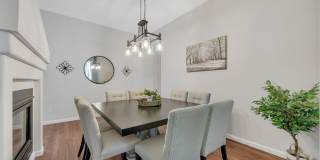 South Town Fully Furnished Home! Gallery 20