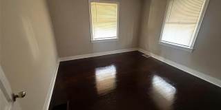 Room in 3 Bedroom Home at Crispin Ave Gallery 3