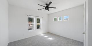 Pet Friendly 4 Bedroom Home! Gallery 20