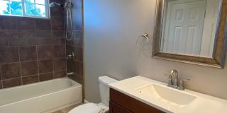 4 Bedroom in Simi Valley Gallery 1