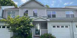 Spacious  South Burlington Townhouse for Rent - Available 7/1 Gallery 1
