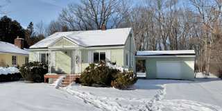 Newly Renovated 2 Bedroom Home in South Burlington Available NOW! Gallery 1