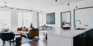 Tanager Tanager Gallery 39