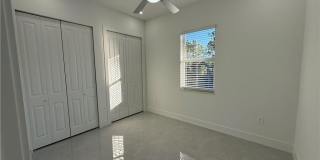 207 W 15th Street Gallery 18