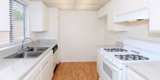 Carlyle Square Apartment Homes Gallery 26