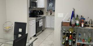 419 Southwest 4th Street Gallery 11