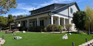 Luxurious 4 bdrm 3.5 bath home w/chef's kitchen, Santa Cruz gardens Gallery 1
