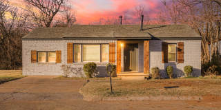 1012 Elmwood Drive Gallery 1