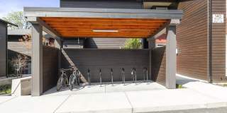 Oliver Bainbridge Island Gallery 27