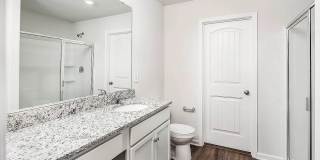 Room for Rent in 4 Bedroom Home at Trailblazer St Gallery 8