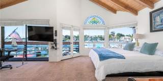 805 N Bay Front Gallery 23