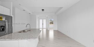 1923 Sunniland BLVD Gallery 8