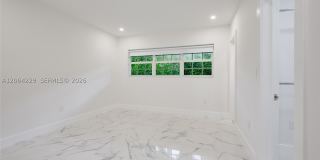 52 Camden Dr Gallery 35