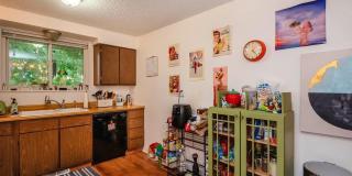 824 Meeker Street Gallery 8