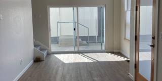 Modern 3br, 3.5ba, Finished Basement, 2 Suites! Gallery 1