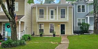 COMING SOON: Beautifully Updated 2/2.5 Townhome Near Truist Park Gallery 1