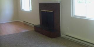 3 Bedroom 1.5 Bathroom Apartment With Garage Gallery 3