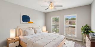 Beautiful 3BR/3BA Villa with Bonus Loft - Available NOW! Gallery 26