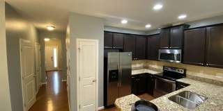 Like-New Townhome in Prime SW Durham Location! Gallery 6