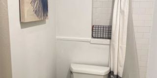 34 E Newton St Gallery 9