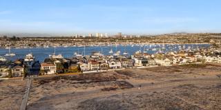 Exquisite Beachfront Luxury on Balboa Peninsula Double Lot Gallery 67