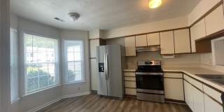 4613 Stonebridge Lane Gallery 3