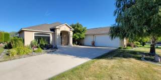 1200 West Canyon Lakes Drive 1200 West Canyon Lakes Drive Gallery 1