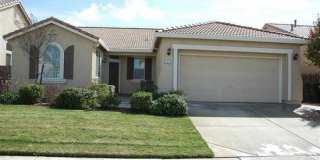 4 bedroom 2 bath 1927sq ft home located in Plumas Lake Gallery 1