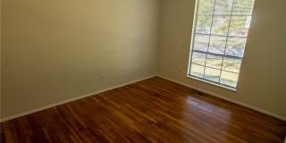 Spacious 3 bedroom 1.5 bath ranch Gallery 6