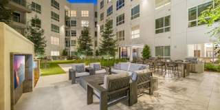 Hanover Burlingame Gallery 19