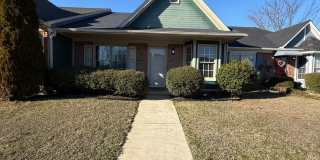 2/2 Townhome Available Now!! Gallery 1