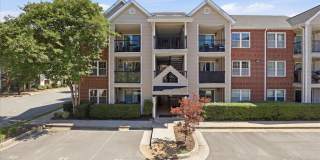 3306 WYNDHAM CIR #331 3306 WYNDHAM CIR #331 Gallery 1