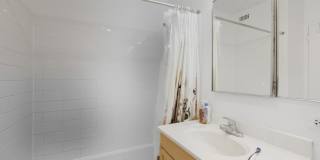 1355 Sandburg Gallery 3
