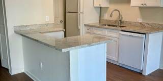 Near LSU - 2 Bedroom 2 Bath Condo Gallery 1