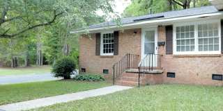 Beautiful 2 Bedroom Condo/Duplex in Charlotte Gallery 3