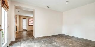 Modern 5 Bedroom in Paseo Del Sol Gallery 10