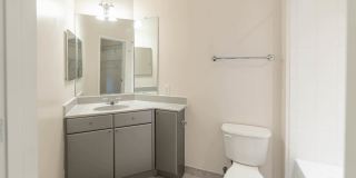 Lofts 590 Gallery 13