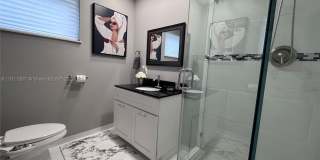 1332 Van Buren St (AVAIL 04/01/2026) Gallery 9