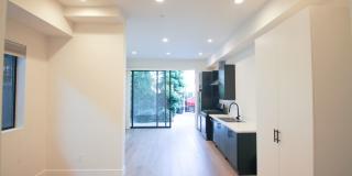 321 N. Bixel St. Gallery 8