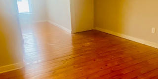 Newley Renovated 4BR - 2BA - South Campus! Gallery 5