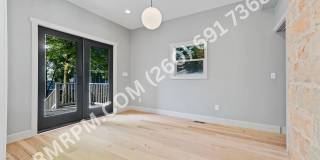 1118 Rockhill St. Gallery 47