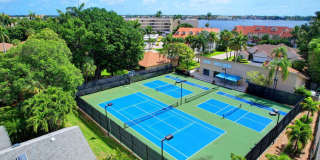 8200 Lakeshore Drive unit: 5070 Gallery 49