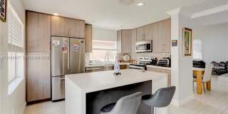 1237 NW 125th Ter SUNRISE, FL 33323 Gallery 1