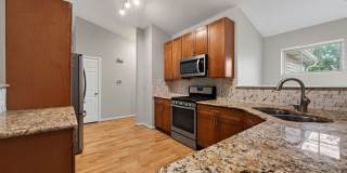 3 Bedroom Home in Streamwood! Gallery 4