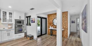 12 Leeward Circle Gallery 12