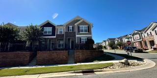 End Unit Townhome! Gallery 3