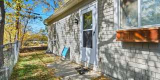 Downtown Castle Rock at its best!  Just a short 2 block walk to downtown. Gallery 26