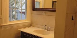 1725 James Street Gallery 22